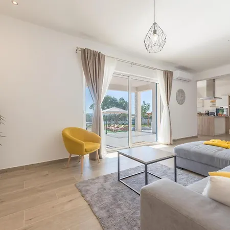 Casa Kamber With Pool Villa Biograd na Moru