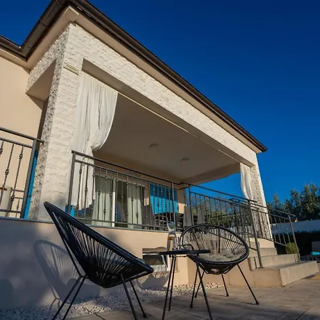 Casa Kamber With Pool *